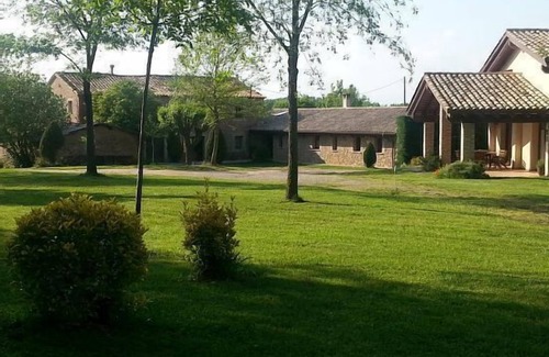 Sant Bartomeu del Grau Cottage | Self catering La Cabanya del Permanyer for 2 people