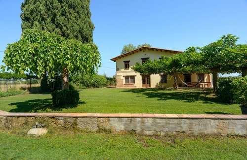 Vilobi d'Onyar Cottage | Self catering Can Salvà for 12 people