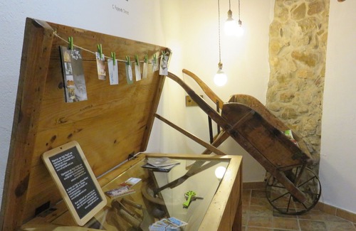 Llers Cottage | Self catering Can Cabaño for 8 people