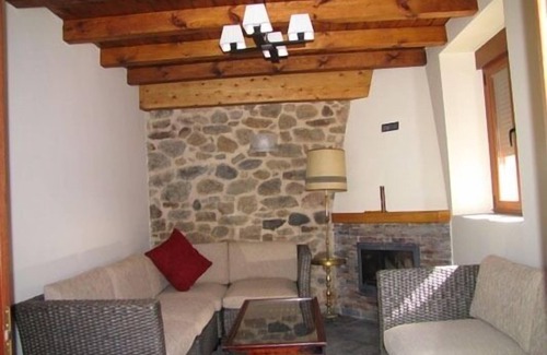 Boca de Huergano Cottage | Self catering cottage La Altanera for 8 people