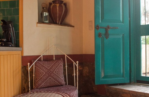 Alfarrobeira Cottage | Self catering Quinta Alfarrobeira for 2 people