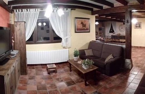 Velilla Cottage | Self catering San Blas II for 6 to 13 people