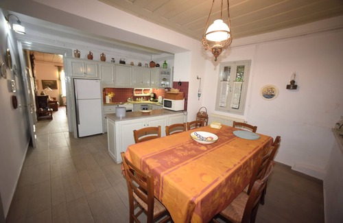 Mithimna Villa | Self Catering Villa in Molyvos With Private Pool and Sea View
