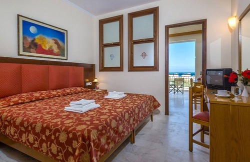 Skoutelonas Hotel | Selini Suites