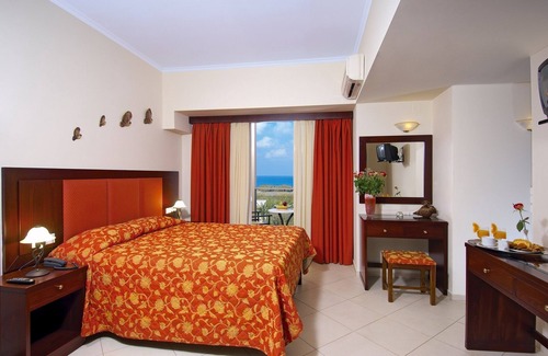 Skoutelonas Hotel | Selini Suites
