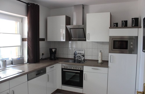 Neu Wulmstorf House | Semi-detached house on the border to Hamburg between "Old Land" and Nordheide