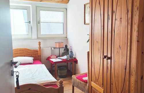 Kaufbeuren Bed & Breakfast | Seminarhaus Arya Maitreya