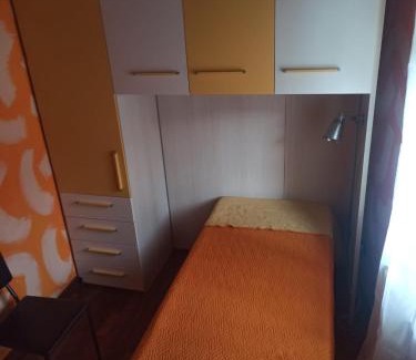 Pecetto di Valenza House | sentieri 2