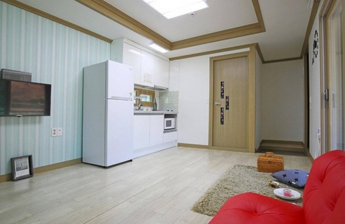 Seongju House | Seongju Morning In the Forest Pension