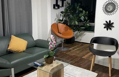 San Francisco Apartment | SERENADE Lodging Rooms