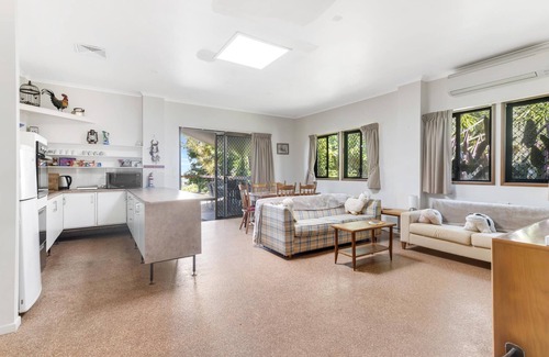 Mapleton Cottage | Serendipity Farm - If Peace and Tranquillity Are What You’re Dreaming of, This Property is Ideal