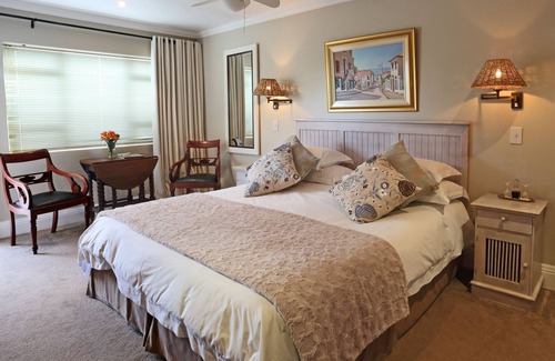Wilderness House | Serendipity Guest House and Restaurant