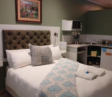 Polokwane House | Serendipity NO TV