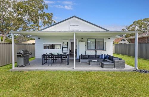 Sanctuary Point House | Serendipity Stays Jervis Bay - 5 Mins Walk to Beach