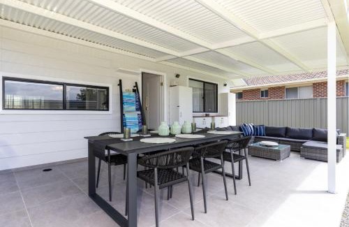 Sanctuary Point House | Serendipity Stays Jervis Bay - 5 Mins Walk to Beach