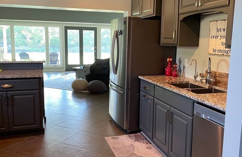 Elkhorn House | Serene & Charming Riverfront house just outside of Elkhorn & Omaha