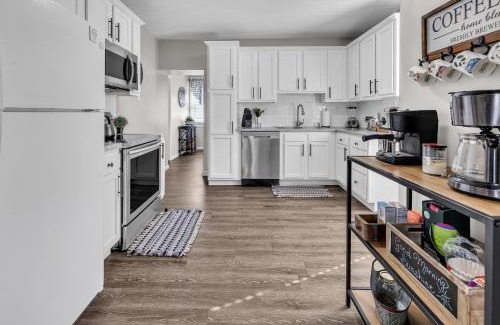 Imperial House | Serene Corner Cottage with Hot Tub home