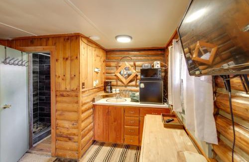 De Borgia Apartment | Serene DeBorgia Hideaway Hiking and Fishing Nearby