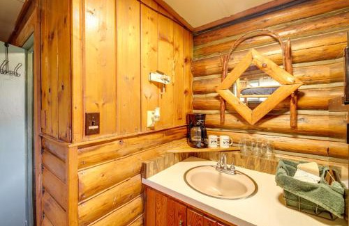 De Borgia Apartment | Serene DeBorgia Hideaway Hiking and Fishing Nearby