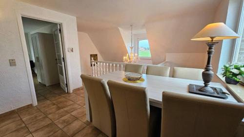Deinze House | Serene Guest Room sandra in Charming Village of Gottem, East Flanders