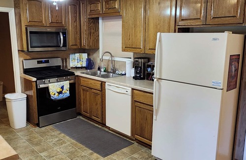 Jemison Cabin | Serene Lake Cabin on private lake situated on 46 acres