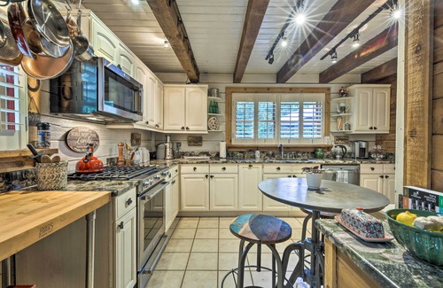 Mableton Cabin | Serene Mableton Cabin - 13 Mi to Downtown Atlanta!