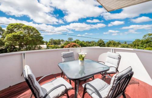 Eagle Heights House | Serene Mountainview Retreat Tamborine Mountain