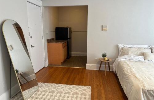 Dwight Apartment | Serene Nordic Escape Close to Yale