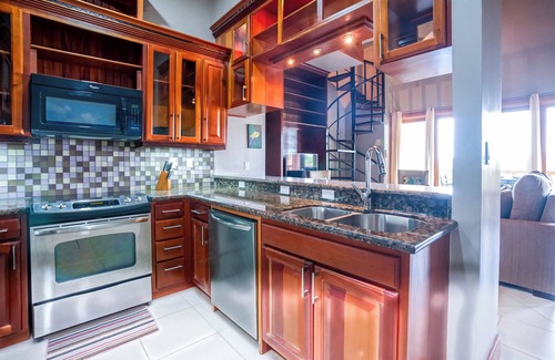 Cocoplum Condo | Serene 'Pelican' Penthouse Condo