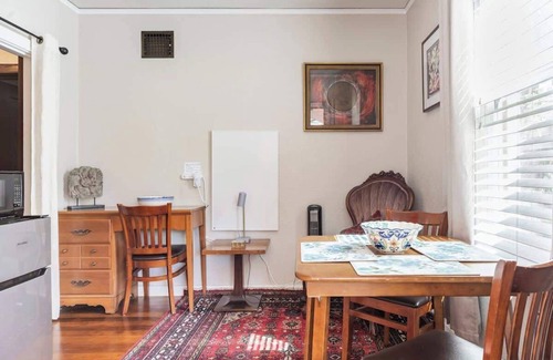 Claremont House | Serene Private Suite Patio ~Upscale Berkeley