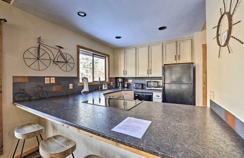 Twin Creeks House | Serene Ski Retreat - 3 Miles to Sun Valley Resort!