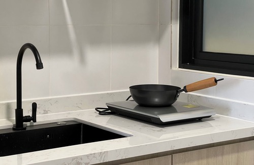 Taman Bukit Mewah Condo | Serene Urban Rest in town next to train/MRT station