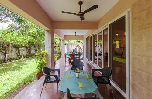 Kalote Mokashi Villa | Serene Villa by StayVista - A Hill-View Villa with Plunge pool