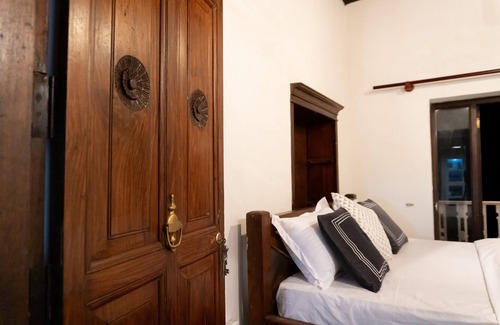 Hildummulla Hotel | Serene Villa