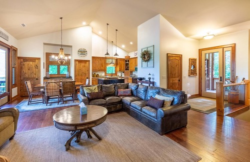 Cullowhee House | Serenity - A Luxury Home with Spectacular Mountain Views with Community Clubhouse & Pool!