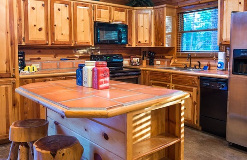Broken Bow Cabin | Serenity Forest Cabin With Private Hot Tub and Grill on the Back Deck by Redawning