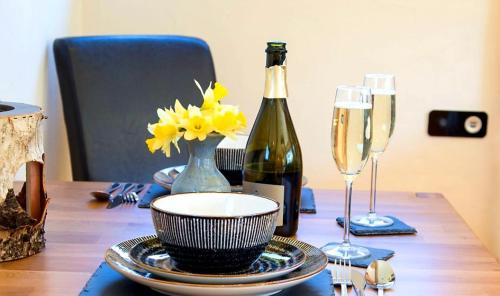 Pentrefelin Other | Serenity Lodge