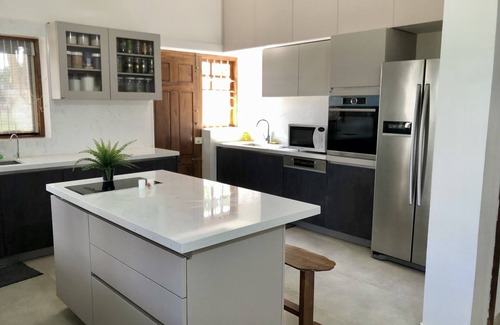 Devanahalli Villa | Serenity Manor: Vacation home near BLR International Airport