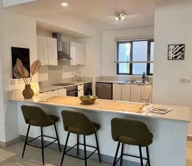 Bain Boeuf Apartment | Serenity Ocean Side