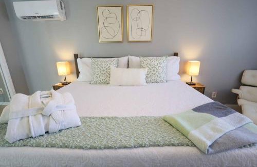 Hunt Club Villa | Serenity Retreat PoolSpa BBQ WorkSpace WiFi 3Bdrm