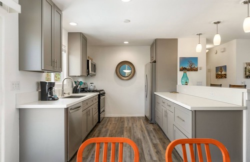 Joshua Tree House | π΅ Serenity Sands - Large Fenced House with Hot Tub, BBQ and Fire Pit! π΅