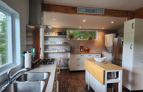 Huberdeau Cabin | Serenity - Tree house on the lake