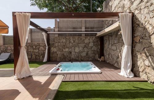 Mogan Ski Chalet | Serenity Villa Tauro