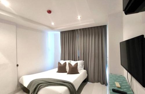 North Pattaya Apartment | Serenity Wongamat Condominium 413