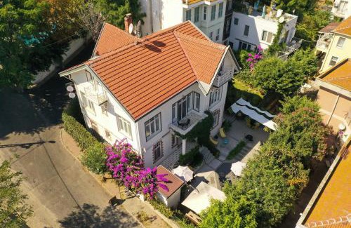 Adalar Hotel | Serguzest Otel