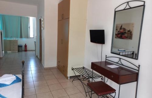 Livadi Apartment | Serifos Palace
