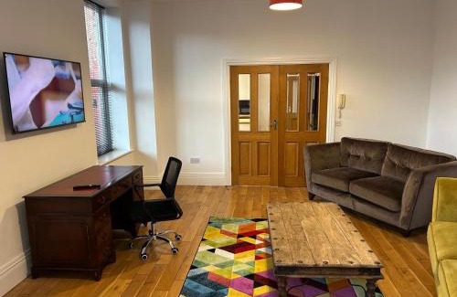 Grimsby Apartment | Serviced apartment, Central Grimsby -Bargate