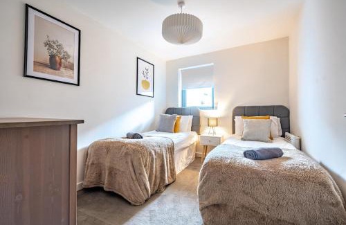 Norwich Apartment | Serviced Lettings 2 Bedrooms Central Location On site Parking