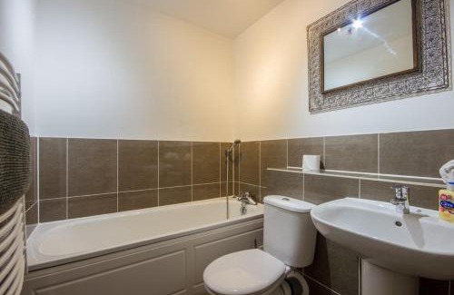 Norwich Apartment | Serviced Lettings 2 Bedrooms Central Location On site Parking