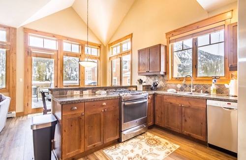 Keystone House | Settler's Creek by Summit County Mountain Retreats